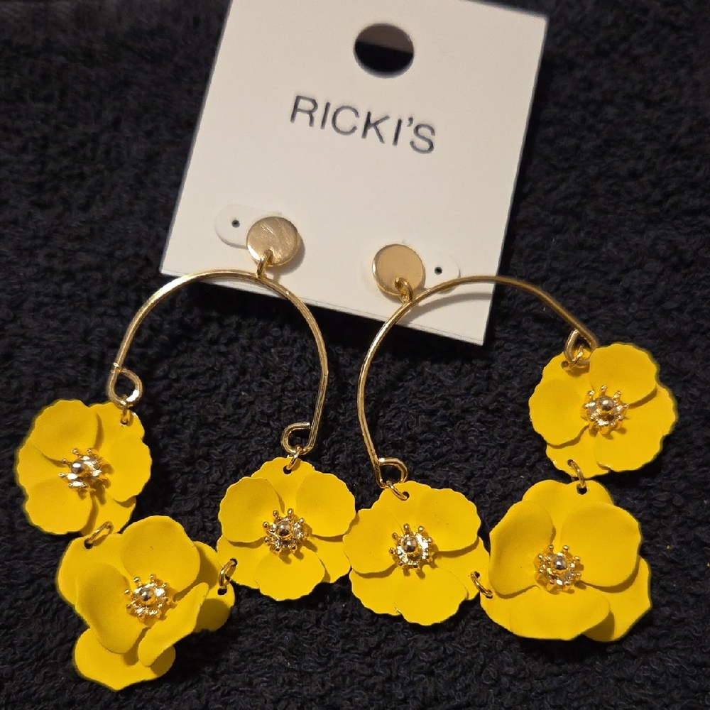 RICKI'S Gold Hoop Earrings with Bright Yellow Floral Charms